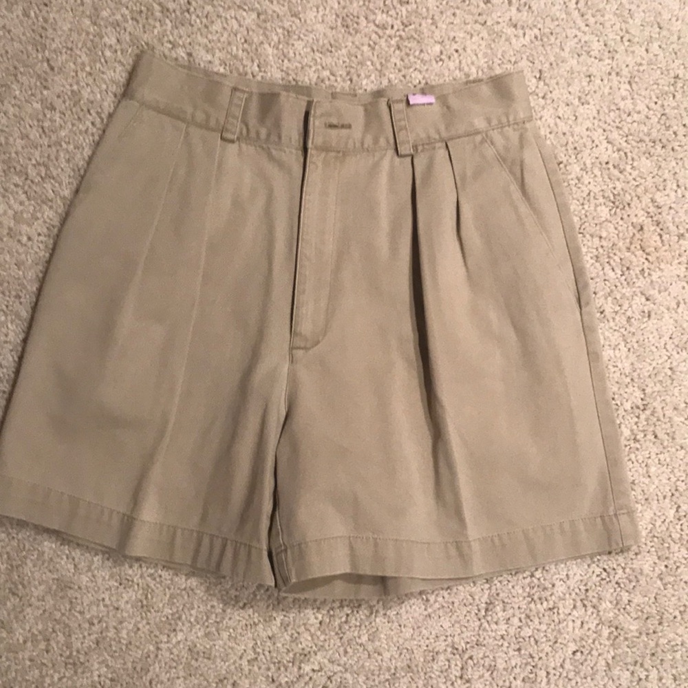 Very nice Gap shorts